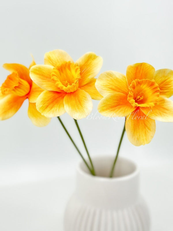 3 Real-Touch Stems Dark Yellow Daffodils Faux Flowers/Wedding/Home Decoration Gifts Decor Floral Silk Flowers, Artificial Spray D-016