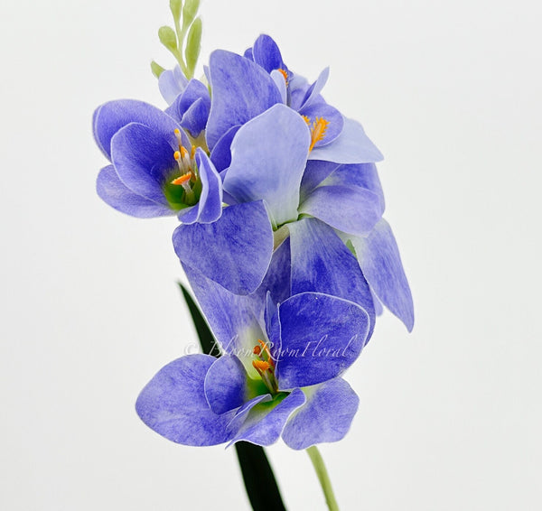1 Artificial Freesia Real Touch Latex Stem Faux Flowers Floral Centerpiece Wedding Home/Kitchen Hotel Party Decoration DIY Purple