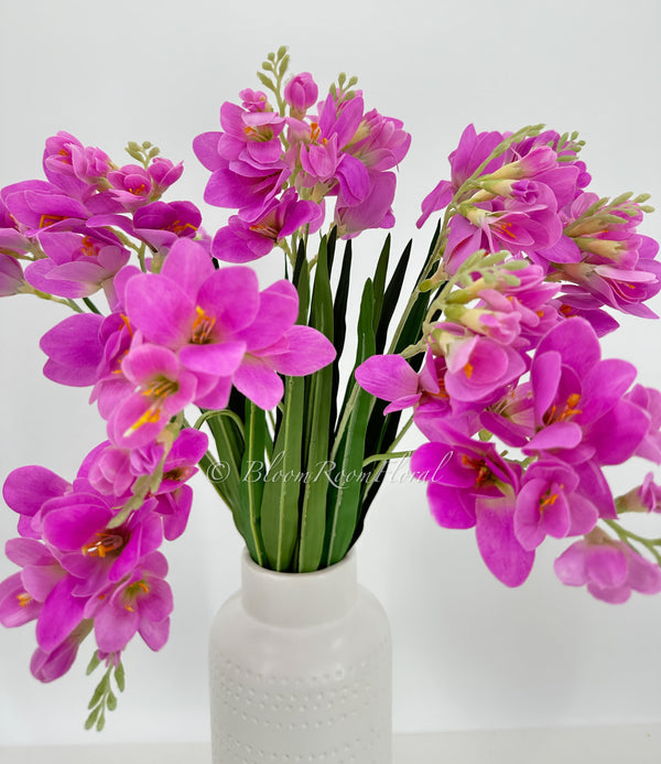 1 Artificial Freesia Real Touch Latex Stem Faux Flowers Floral Centerpiece Wedding Home/Kitchen Hotel Party Decoration DIY Fuchsia