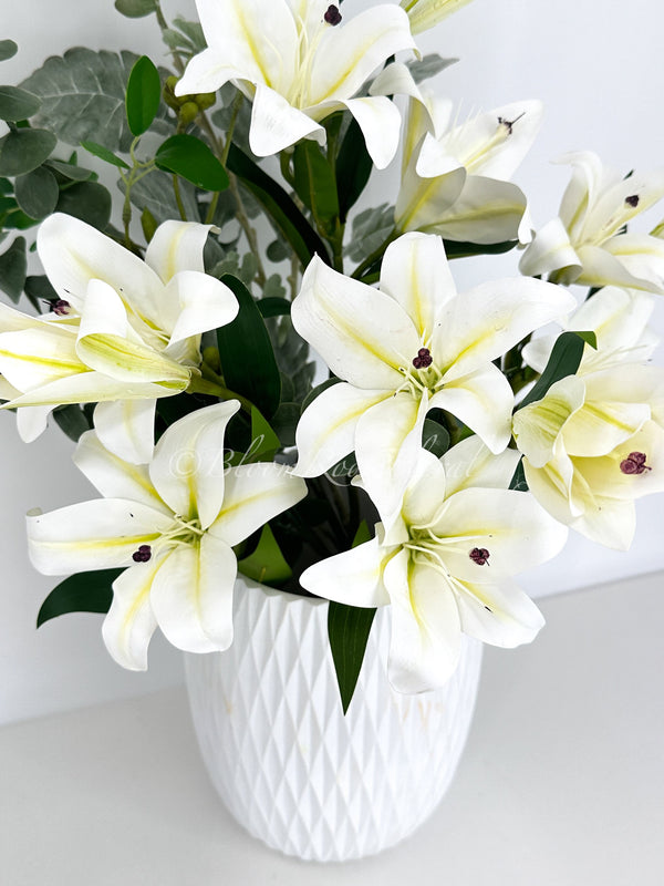 28&quot; Real Touch White 3 Bloom Lily Stems Faux Flowers/Wedding/Home Decoration Gifts Decor Floral Silk Flowers, Artificial Spray L-003